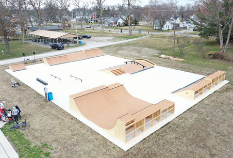 CUSTOM SKATEPARK